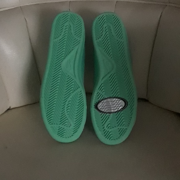 Nike sneakers - Picture 3 of 3